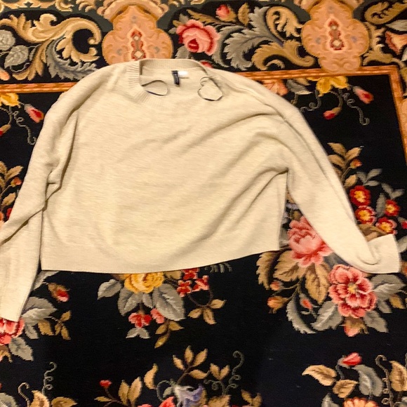 Cropped beige sweater - Picture 1 of 1